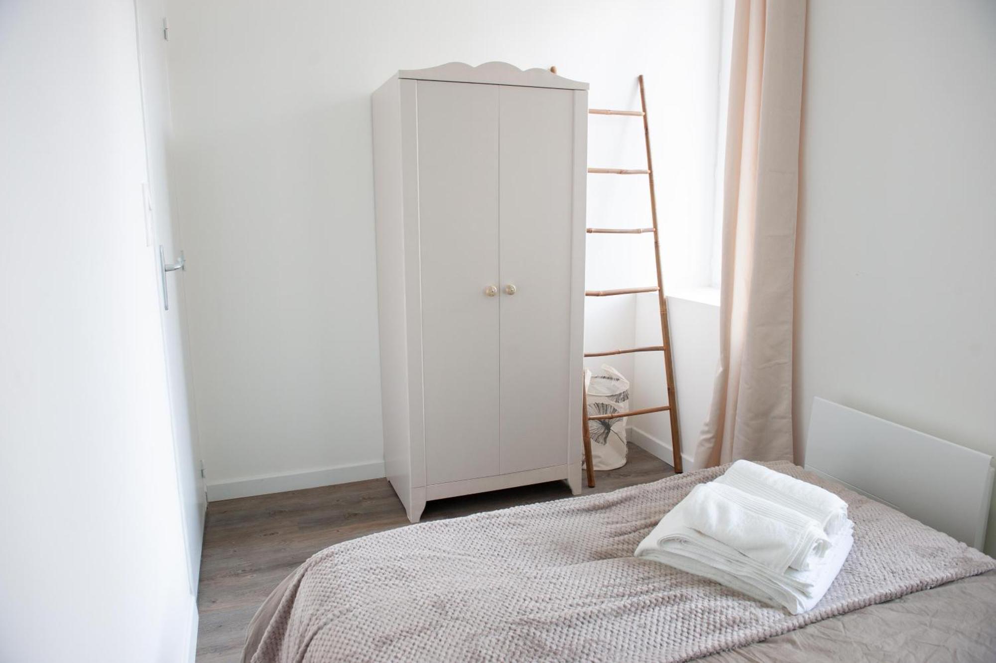 Immeuble De 3 Appartements Avec Cour Interieure Brest Zimmer foto